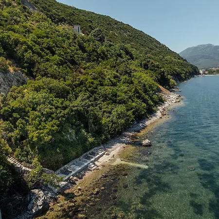 Coastal Oasis Apartment Njivice