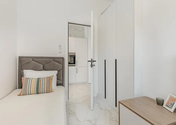 Apartman Njivice Coastal Oasis