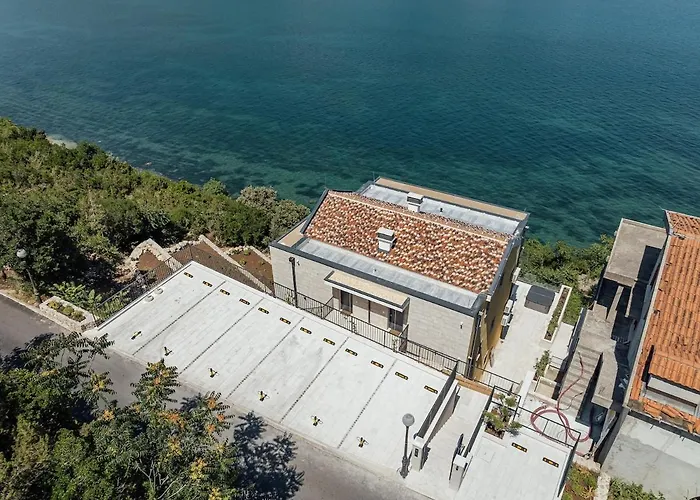 Njivice Coastal Oasis Apartman *